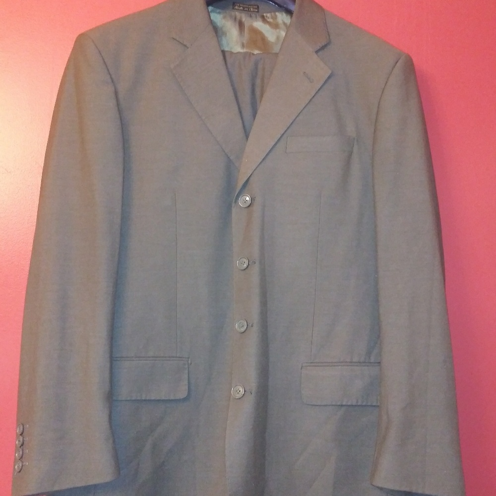 2 piece Olive Colored Vicci Uomo Suit